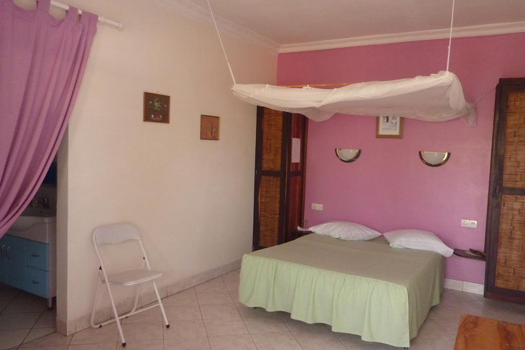 Jardin De Beravy Hotel Toliara Room photo