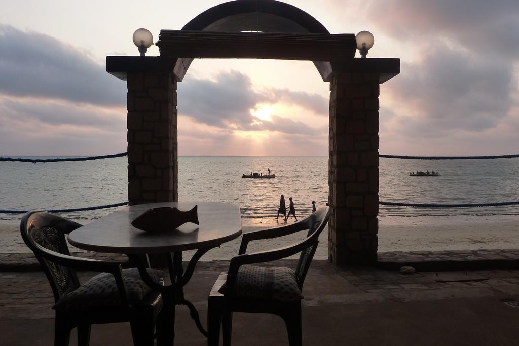 Jardin De Beravy Hotel Toliara Exterior photo